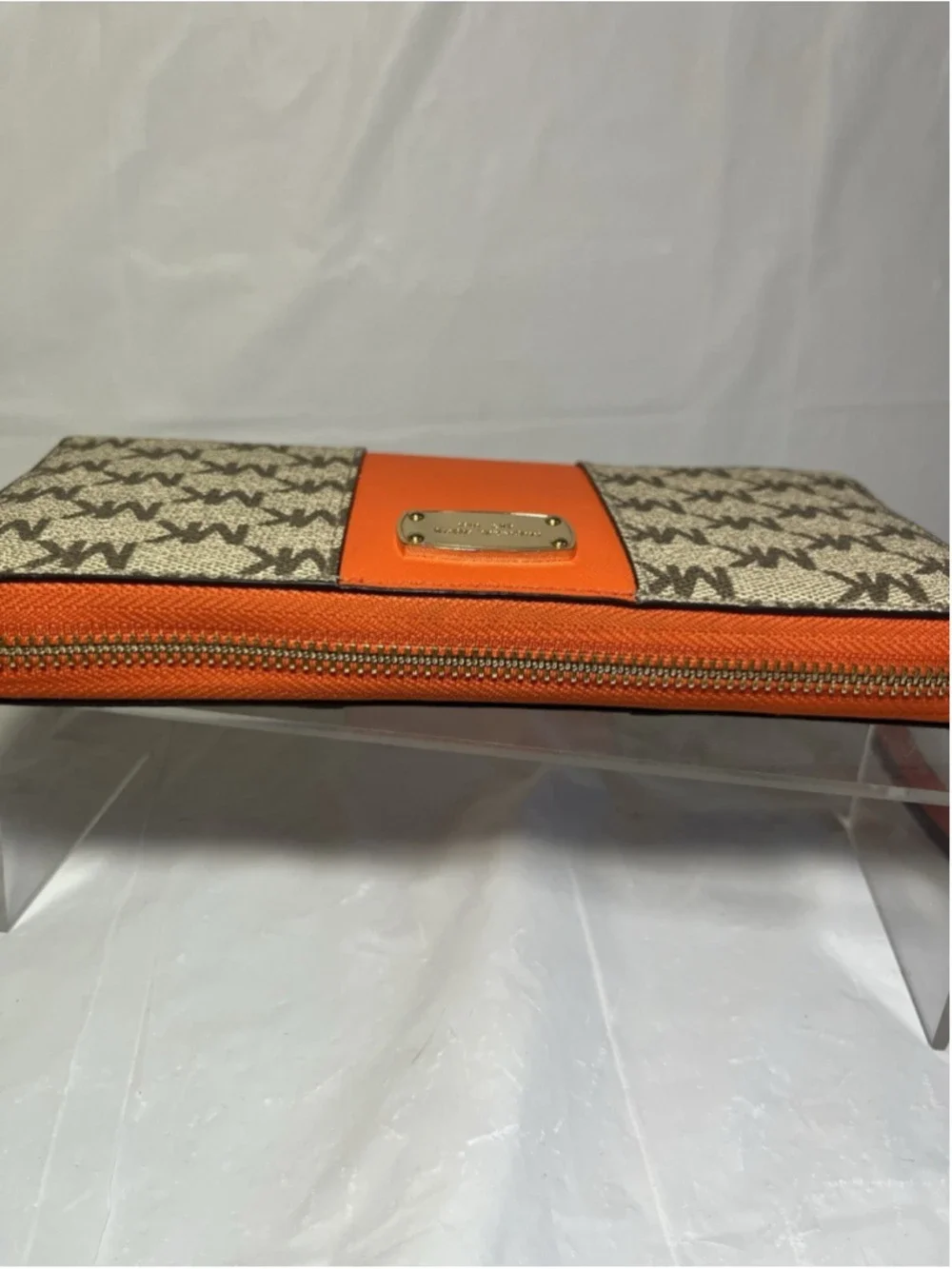 Michael Kors Center Stripe Travel Continental Wallet/Wristlet in Natural/Orange
